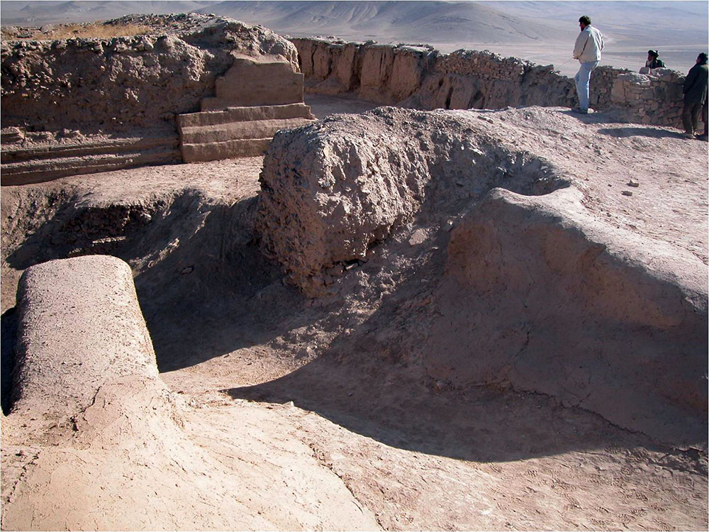 02 2003_a_view_of_the_upper_terrace