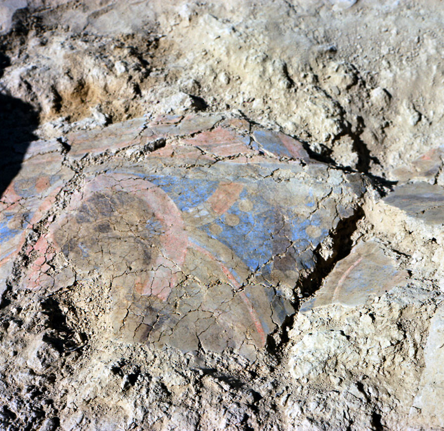 02 Fragments_of_mural_painting_ts_1800_during_excavation_mnaor_3497_ _cs_4235
