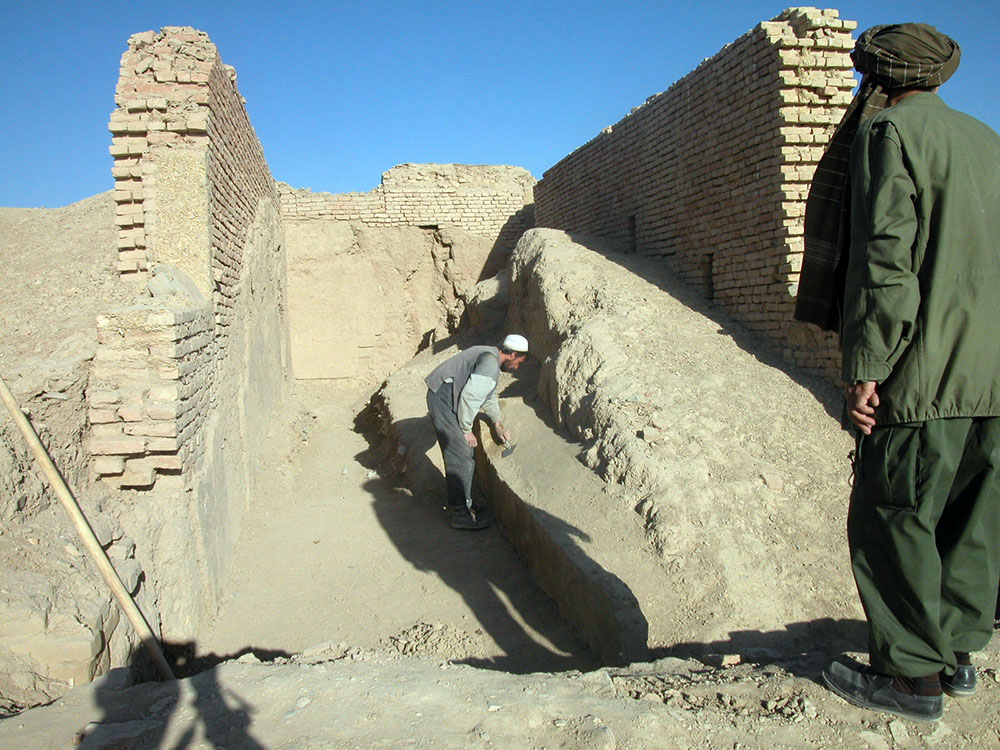 03 2003_cleaning_of_the_site