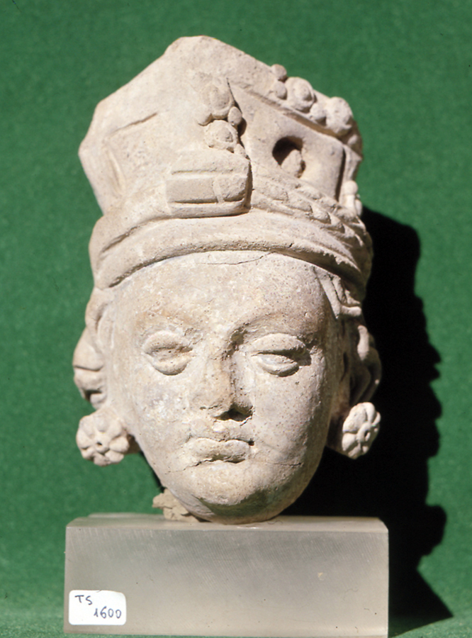 04 Head_of_a_young_god_presumably_the_vedic_shakra_ _ts_1600
