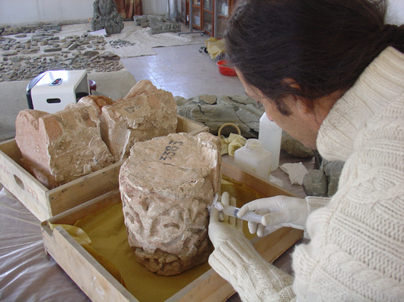2005_Kabul_National_Museum__photo_MAIA