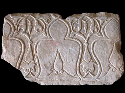 Dado with interlaced arches (type 5c)