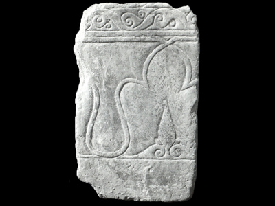 Dado with interlaced arches (type 7)